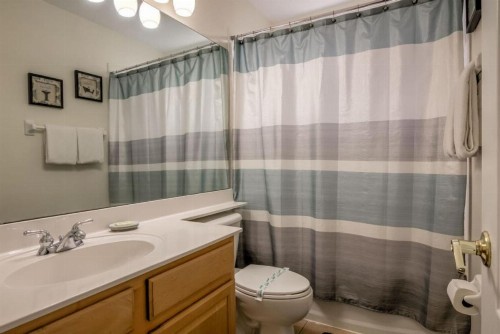 Rob's Highlands Reserve Vacation Home - image 12