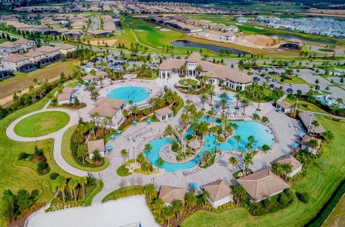 Disney On Budget - Champion Gates Resort - Beautiful Spacious Homes Sleep 20 - 7 Miles To Disney - image 1