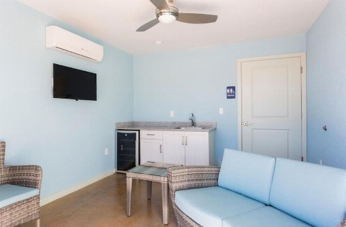 Disney On Budget - Champion Gates Resort - Beautiful Spacious Homes Sleep 20 - 7 Miles To Disney - image 3