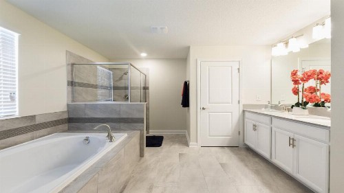 Luxury Brand New Vacation Home with Private Pool- 1617MC - image 10