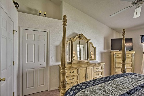 Luxury Disney Area Villa with Game Room and Pool! - image 4