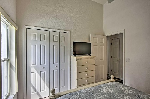 Luxury Disney Area Villa with Game Room and Pool! - image 9