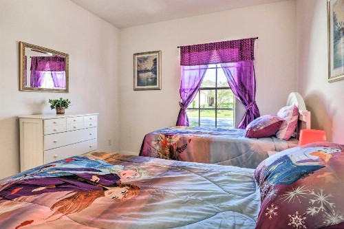 Family-Friendly Escape with Smart TVs and Themed Rooms - image 12