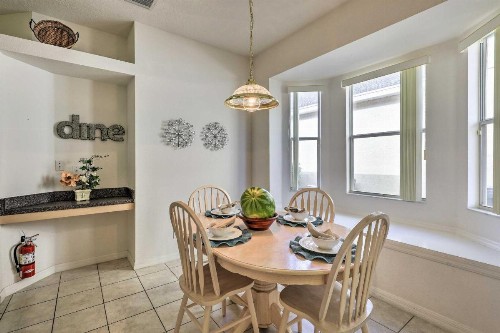 Family-Friendly Escape with Smart TVs and Themed Rooms - image 4