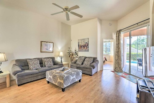Family-Friendly Escape with Smart TVs and Themed Rooms - image 9