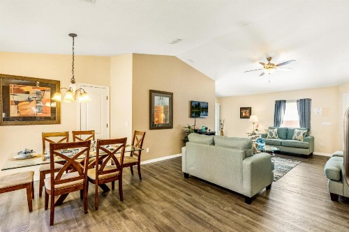 Earlmont Ridge 4 bed vacation home in the Disney area with 2 master suites and a sunny private pool with a large deck - image 11