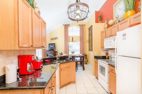 SUPERB FOUR BEDROOM THREE BATHROOM VILLA - image 6