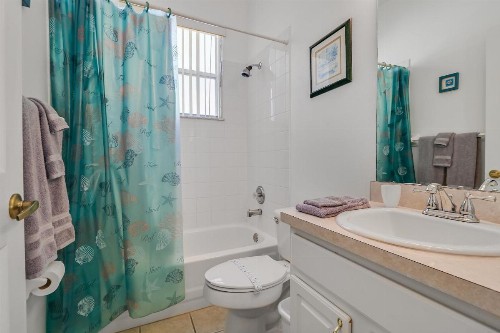 Grand Deluxe 4BD Pool Home near Disney & Universal - image 12