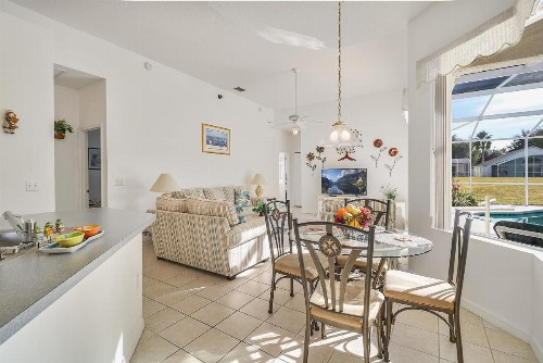 Grand Deluxe 4BD Pool Home near Disney & Universal - image 6