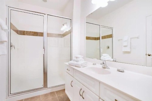 Grand Superior 4BD Pool Home at Disney & Universal - image 10