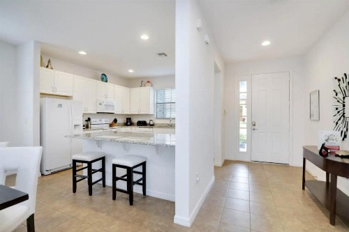 Grand Superior 4BD Pool Home at Disney & Universal - image 2