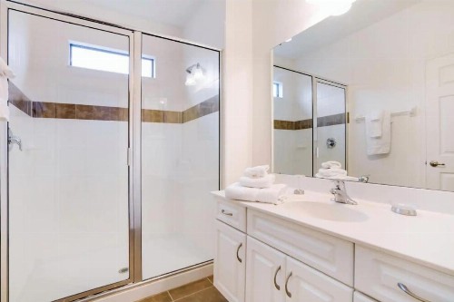 Grand Superior 4BD Pool Home at Disney & Universal - image 7