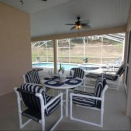 Mike & Christine's West Haven Vacation Home - image 20