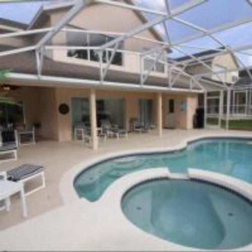 Mike & Christine's West Haven Vacation Home - image 4