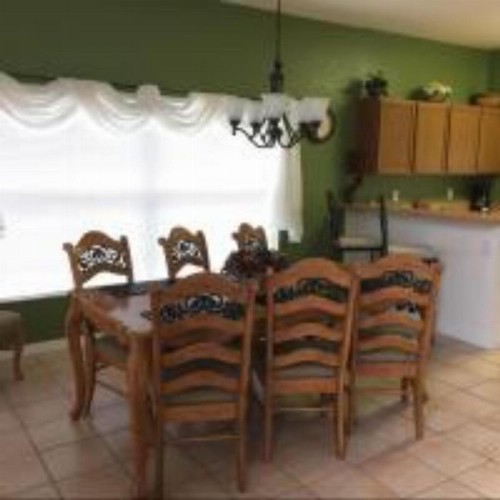 Mike & Christine's West Haven Vacation Home - image 8
