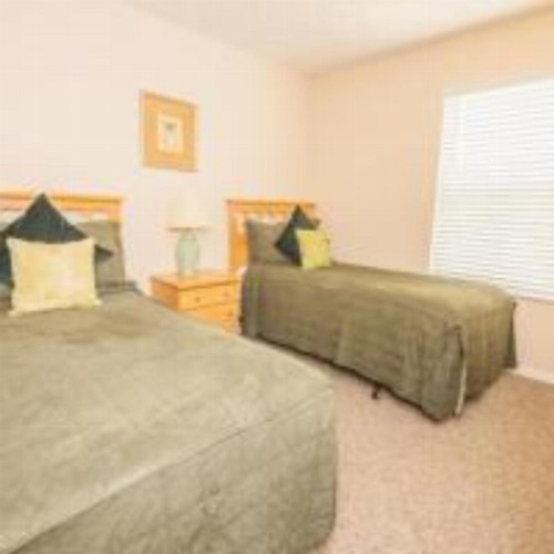 Lynval's Regal Palms Resort Townhome by IPG Florida - image 6