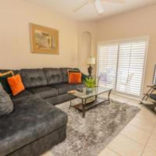 Lynval's Regal Palms Resort Townhome by IPG Florida - image 7