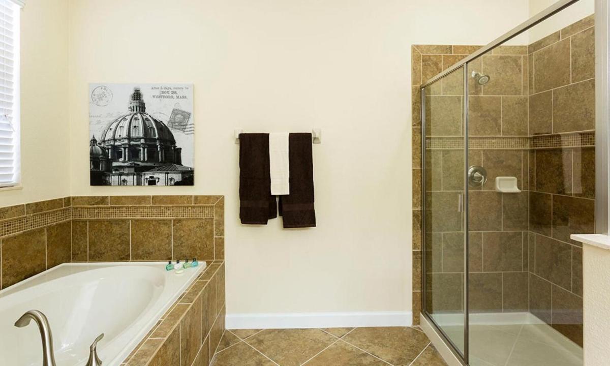Beautiful 5 Star Villa on Champions Gate with Large Private Pool Orlando Villa 4309 - image 7