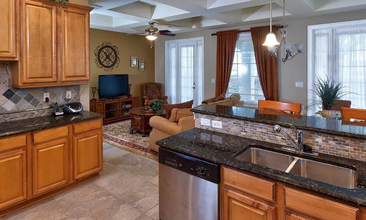 Luxury Contemporary Style Villa on Reunion Resort and Spa Orlando Villa 4570 - image 6