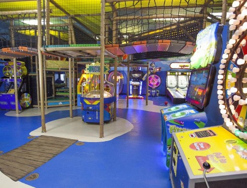 Luxury Villa Amidst Thrilling Theme Parks in Orlando - Four Bedroom #1 - image 5