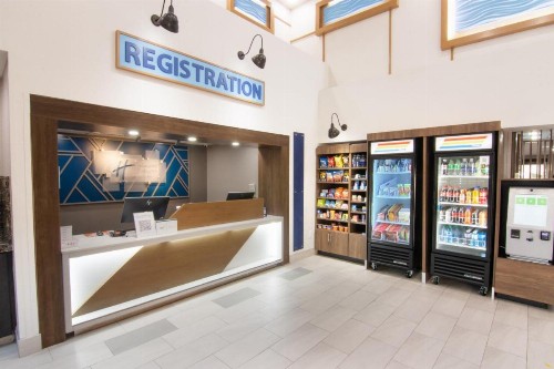Holiday Inn Express and Suites Fort Lauderdale Airport West an IHG Hotel - image 18