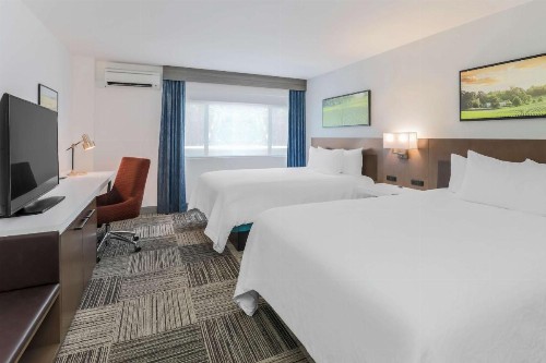Hilton Garden Inn Davis Downtown - image 10
