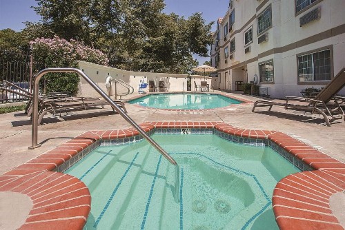 La Quinta by Wyndham Davis - image 20