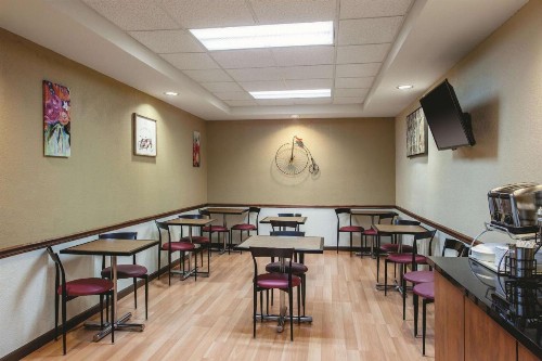 La Quinta by Wyndham Davis - image 29