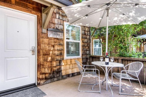 Aggie Inn Ascend Hotel Collection - image 7