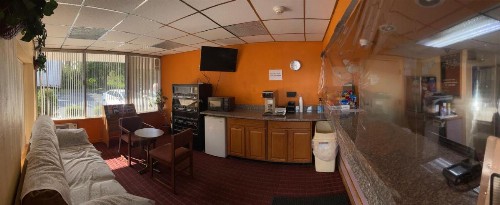 Travelers Inn - image 11