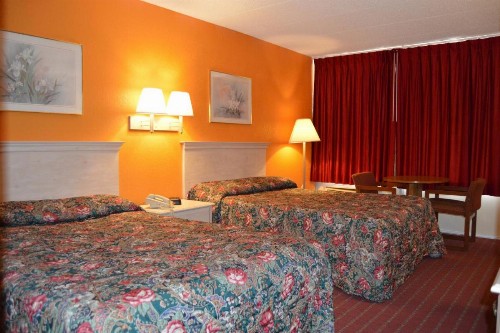 Travelers Inn - image 21