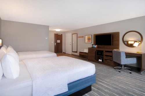 Hampton Inn & Suites Dayton-Vandalia - image 14