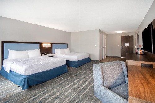 Hampton Inn & Suites Dayton-Vandalia - image 17