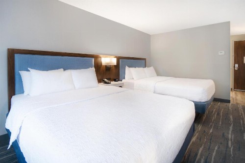 Hampton Inn & Suites Dayton-Vandalia - image 22