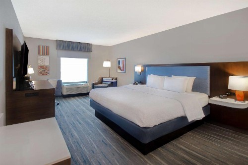 Hampton Inn & Suites Dayton-Vandalia - image 31