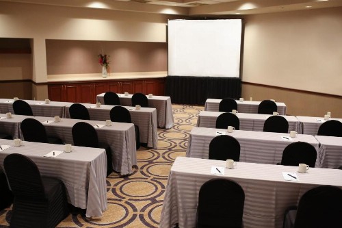 Holiday Inn Dayton/Fairborn I-675 an IHG Hotel - image 9