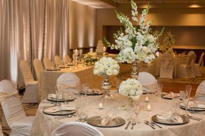 Holiday Inn Dayton/Fairborn I-675 an IHG Hotel - image 3