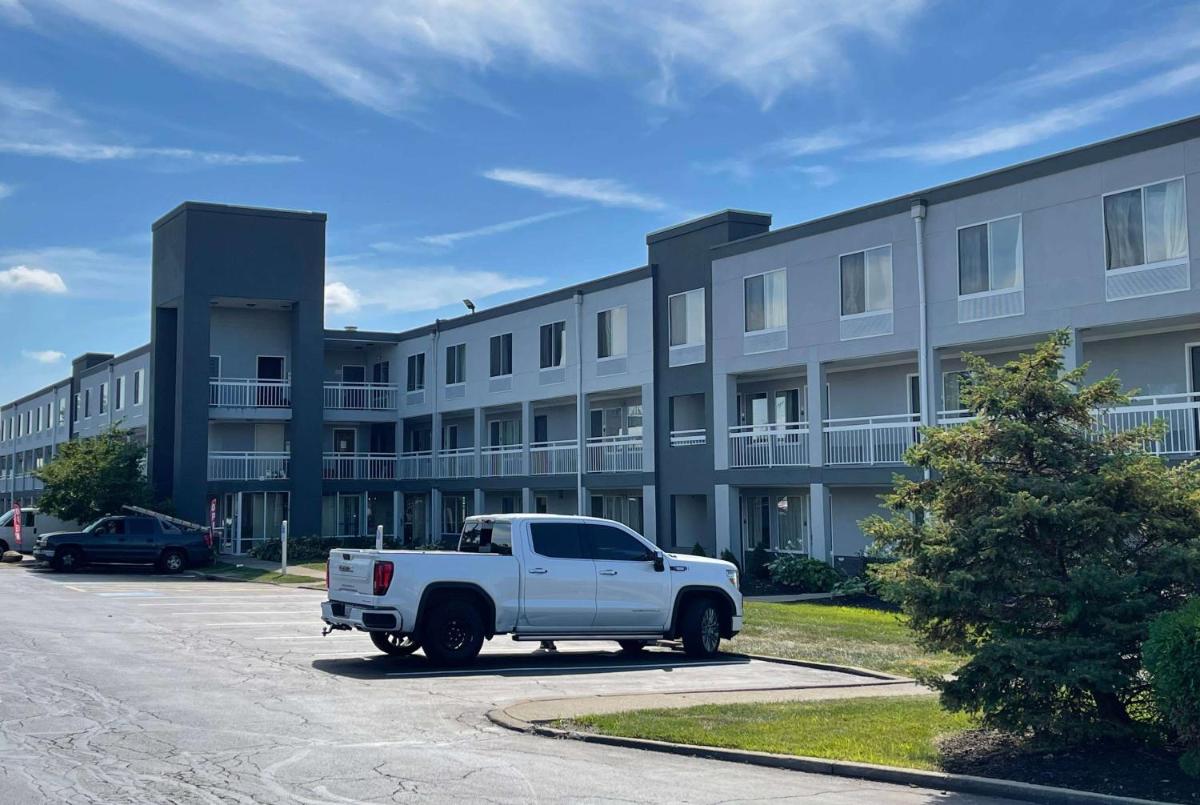 Red Lion Inn & Suites Dayton Airport - main image