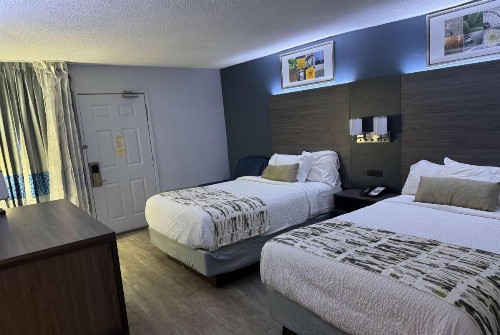 Red Lion Inn & Suites Dayton Airport - image 13