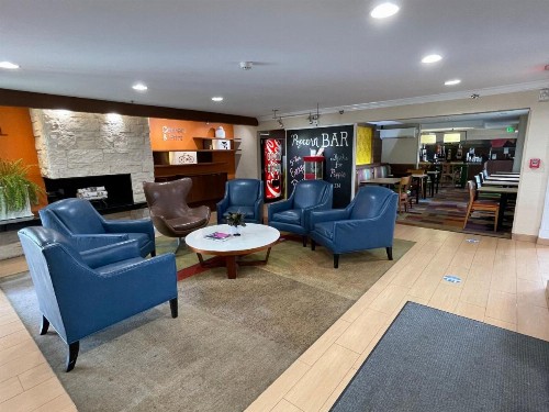 Red Lion Inn & Suites Dayton Airport - image 14