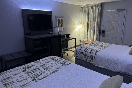 Red Lion Inn & Suites Dayton Airport - image 15