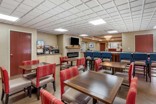 Comfort Inn & Suites Dayton - image 27