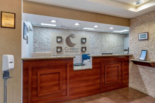 Comfort Inn & Suites Dayton - image 28