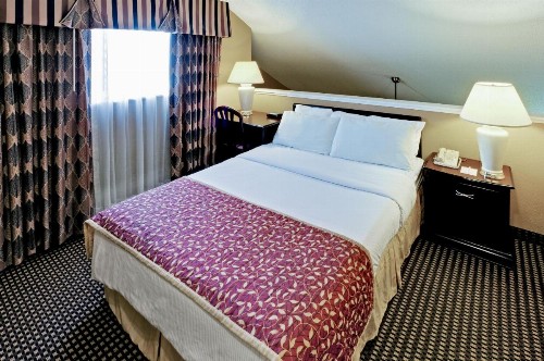 Hawthorn Suites Dayton North - image 11