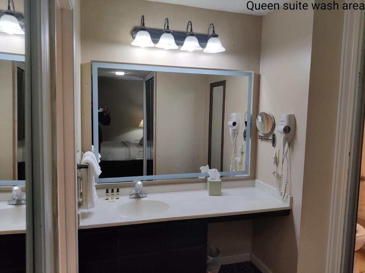 Hawthorn Suites Dayton North - image 5