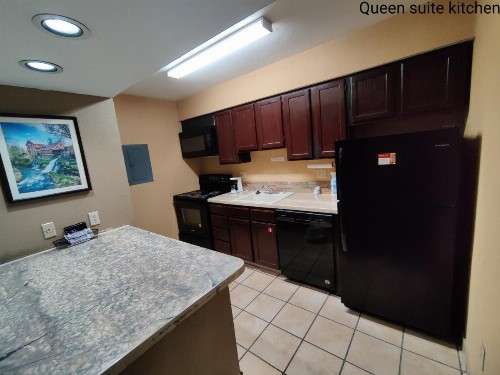 Hawthorn Suites Dayton North - image 6