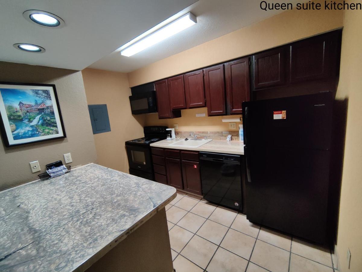 Hawthorn Suites Dayton North - image 6