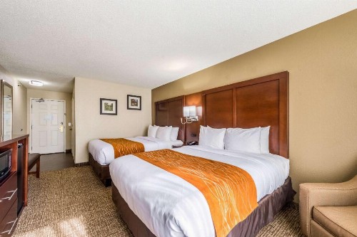 Comfort Inn & Suites Dayton North - image 50
