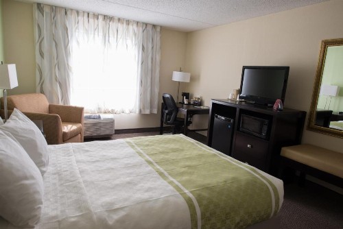 Hope Hotel and Richard C. Holbrooke Conference Center - image 5