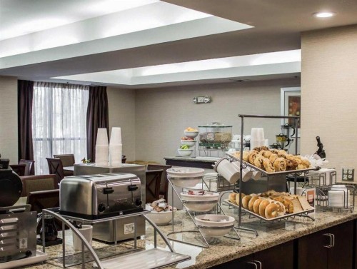 Quality Inn Dayton - image 2